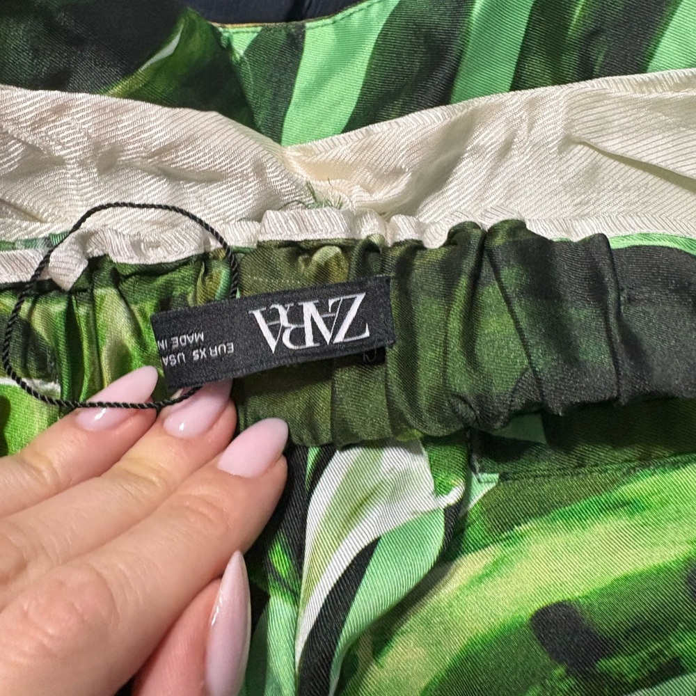 Zara Green Leaf Print Wide Leg Pants - Picture 4 of 5